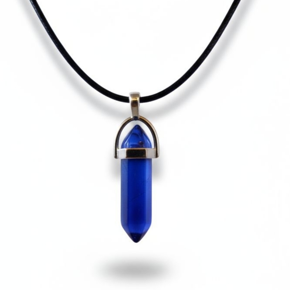 NWT Beautiful Boho Blue Agate Bullet Crystal Pendant on Leather Cord Necklace